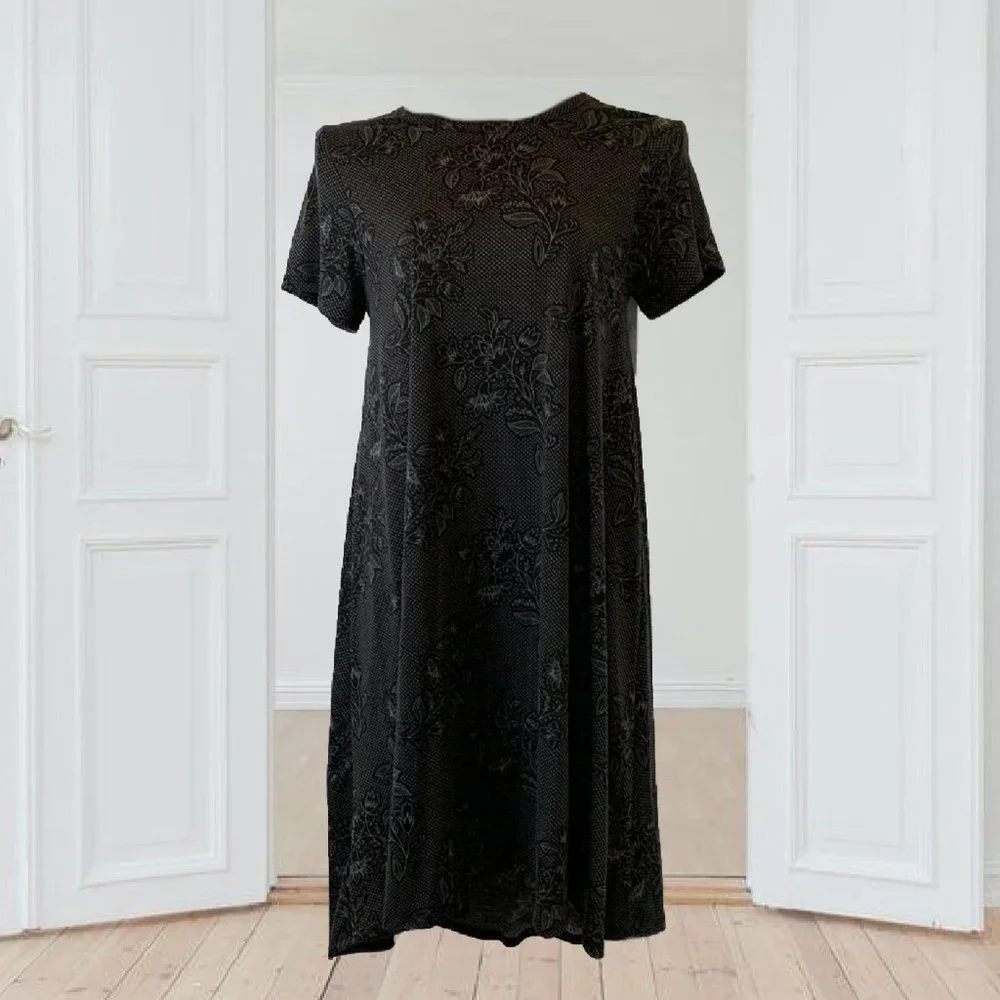 LulaRoe Carly Black Floral High Low T-shirt Pocket Dress Women's Size Small - Picture 1 of 8